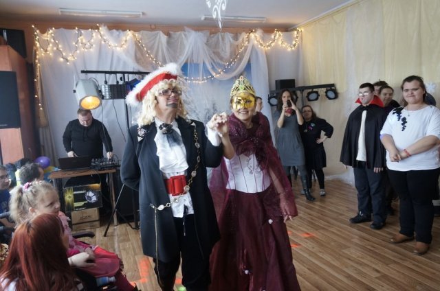 Bal karnawałowy