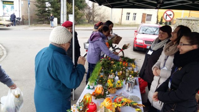 KIERMASZ ozdób i palm wielkanocnych DLA LENKI
