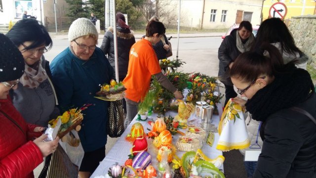 KIERMASZ ozdób i palm wielkanocnych DLA LENKI