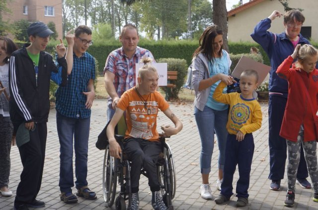 XIV RAJD INTEGRACYJNY " NIE IZOLUJ MNIE" W NOWIELINIE