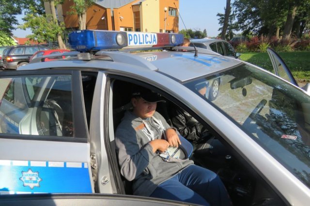 Wizyta na Posterunku Policji w Przybiernowie 